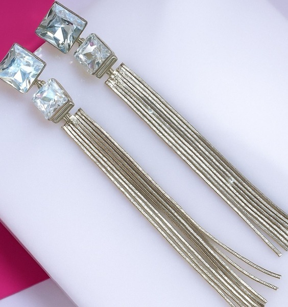 Серьги бижутерия висячие цепочки с крупным камнем, вставка: фианиты, цвет: прозрачный, арт.101.260